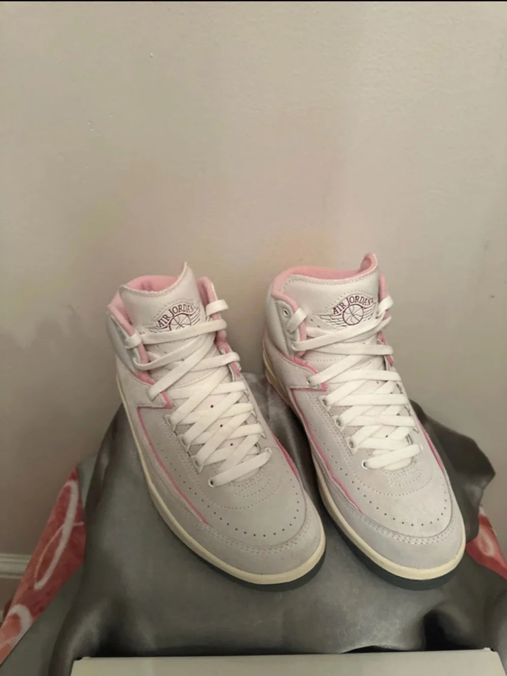 Nike Women's Sneakers Gray Pink Cream